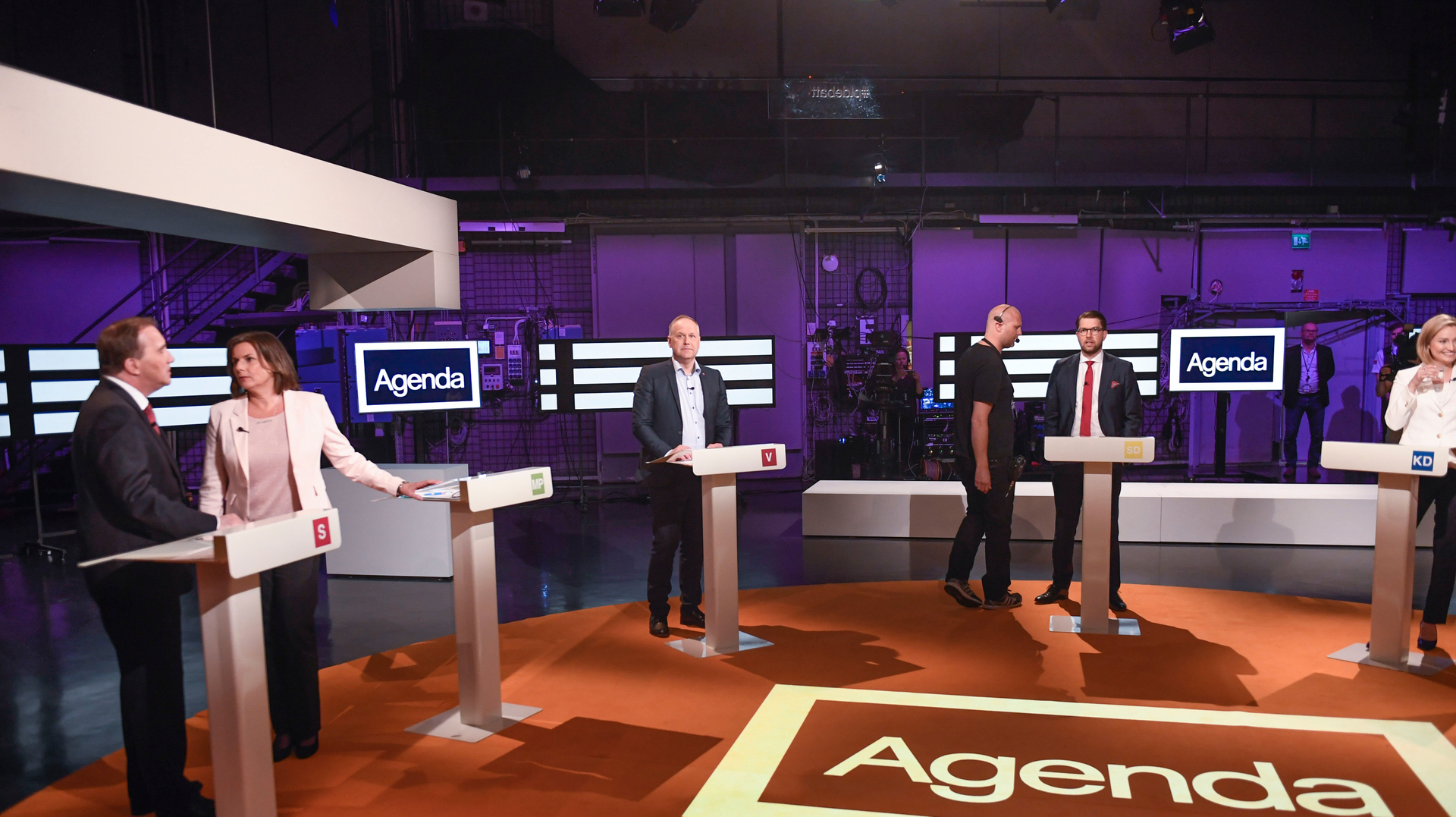 Livefaktakoll: Partiledardebatten I Agenda - DN.se