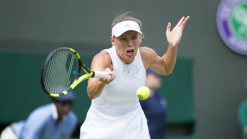 Caroline Wozniacki är ute ur Wimbledon.