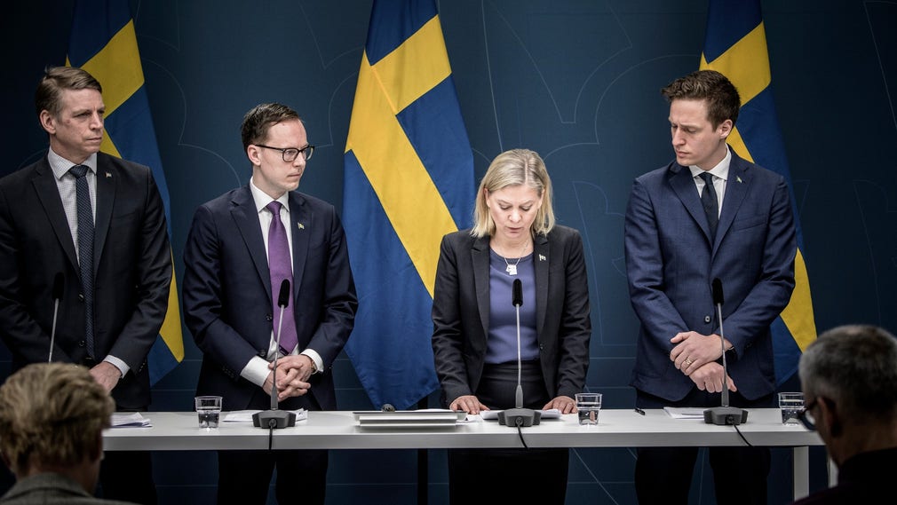 Finansmarknadsminister Per Bolund (MP), Mats Persson (L), finansminister Magdalena Andersson (S) och Emil Källström (C).