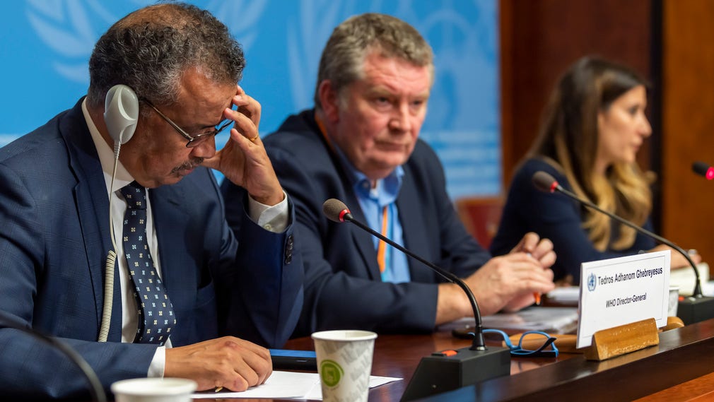 WHO:s generalsekreterare Tedros Adhanom Ghebreyesus och krisberedskapschef Michael Ryan.