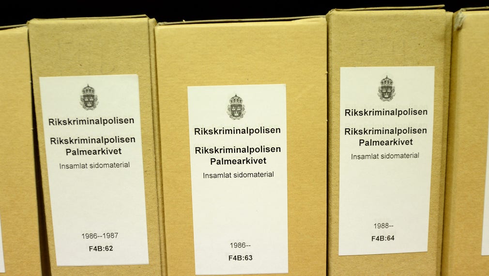 Några av de pärmar som finns i det stora Palmearkivet under polishuset på Kungsholmen.