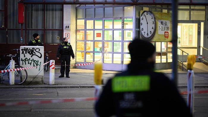 Man bosatt i Sverige stal knivar innan attack i Berlin