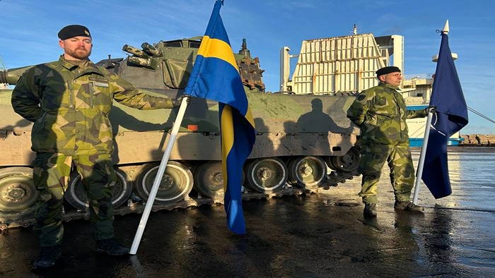 Svenska Natostyrkan på plats i Lettland