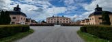 SBB-ägda Hässelby Slott, byggt under Sveriges stormaktstid på 1650-talet, den 24 april 2024. År 1885 var godset över 1.200 hektar stort, mer än 200 gånger så stort som dagens knappt 6 hektar efter avstyckningar till reningsverk, villatomter och flerbostadshus.