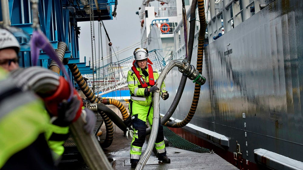 Stopp för rysk gas i svenska hamnar – men oklart när