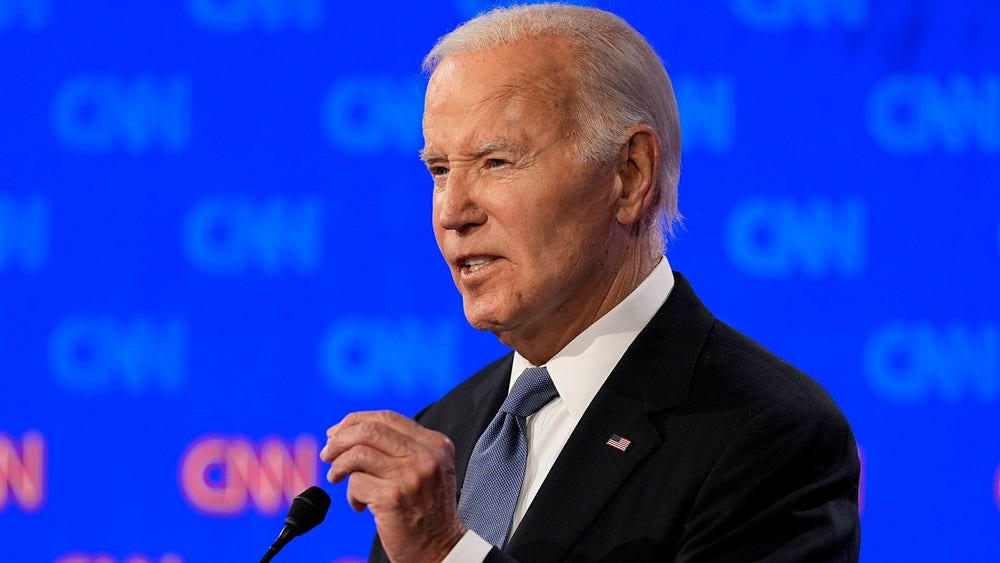 Väljarna flyr Biden efter debattflopp
