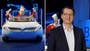 Produktionschef Milan Nedeljković visar upp konceptbilen i BMW:s nya elbilsfamilj ”Neue Klasse”.