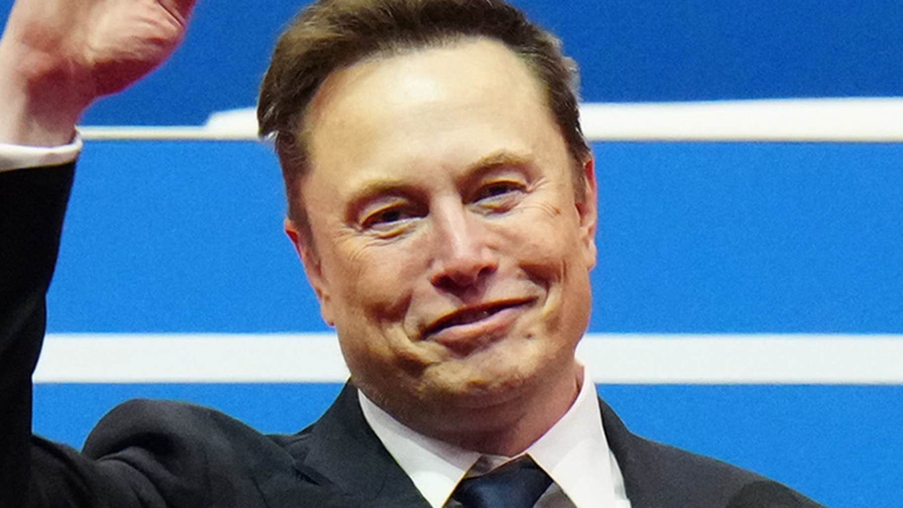 Musk i ordbråk om Trumps jättesatsning