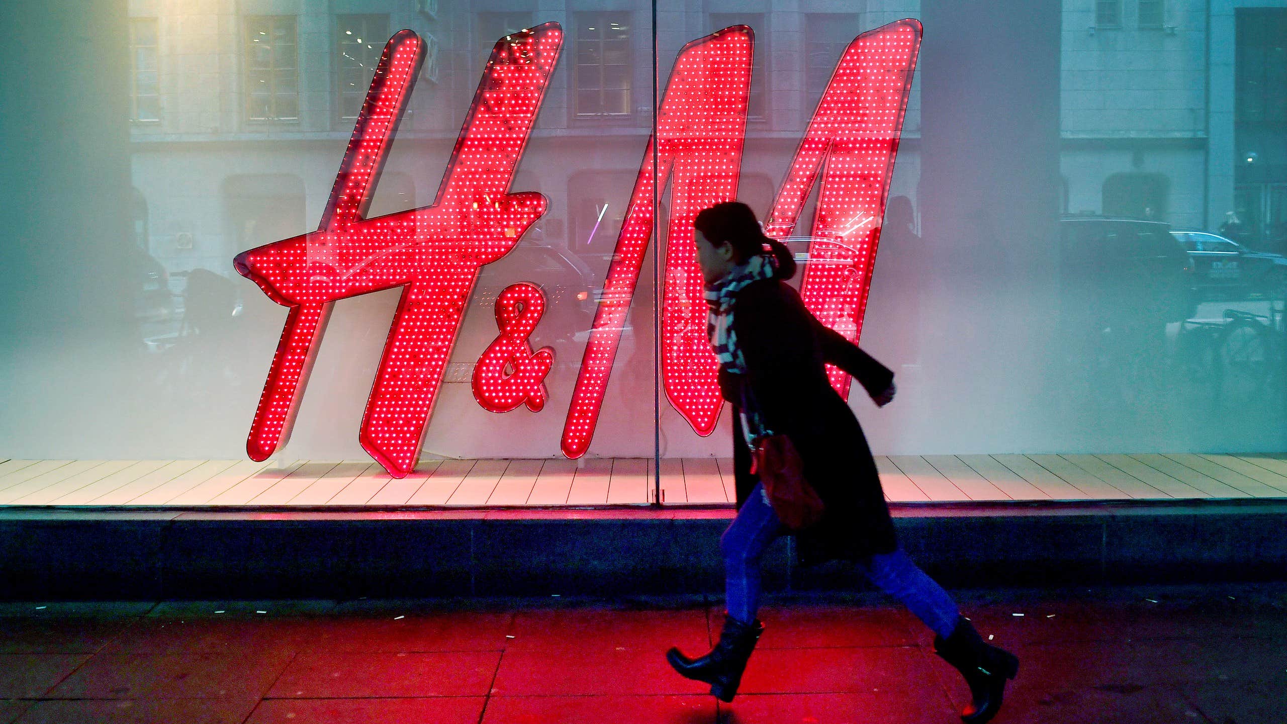 H&M:s beslut om presentpåsar: ”Mer premium”