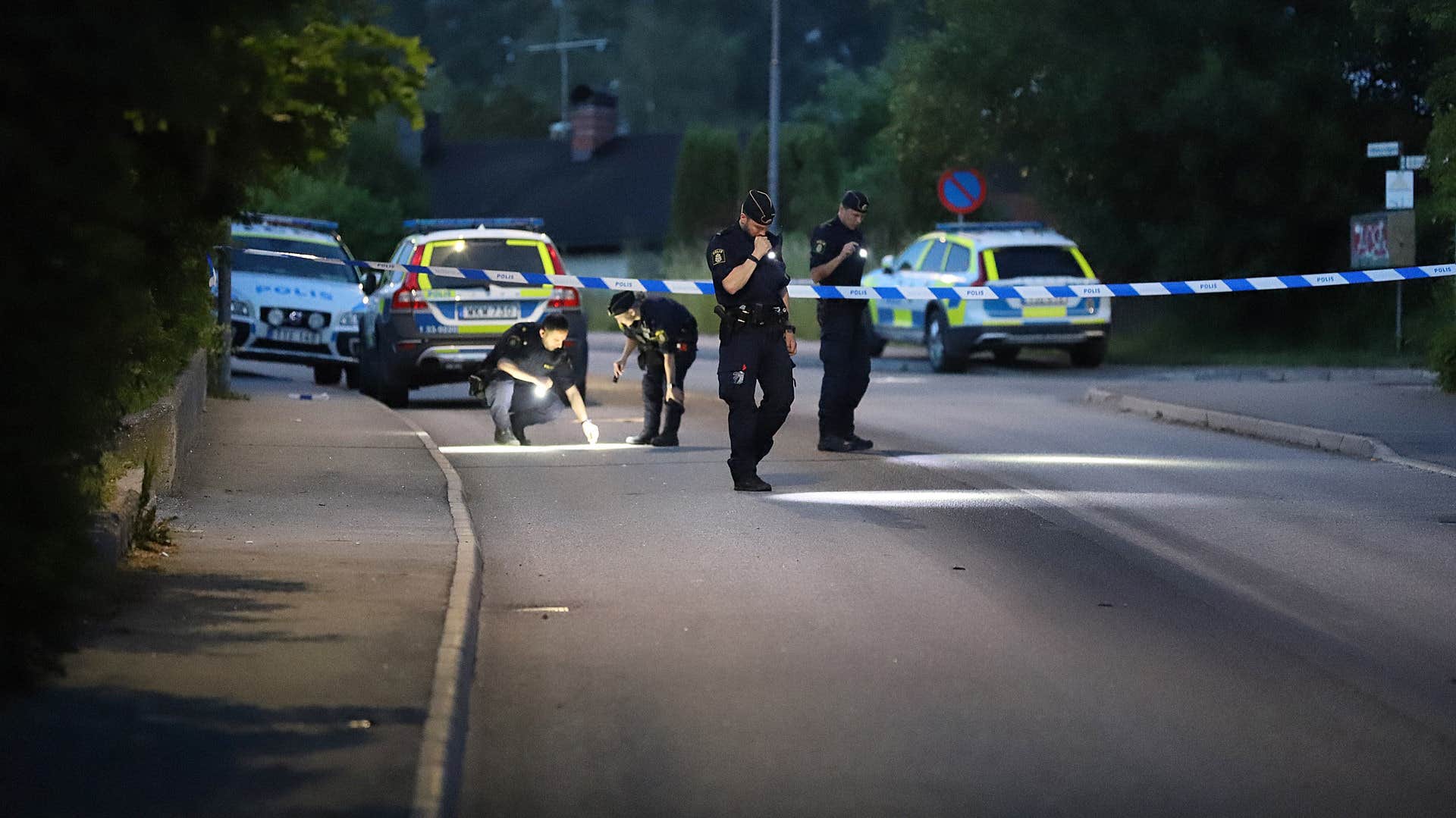 Man Knivskuren På Ekerö Allvarligt Skadad