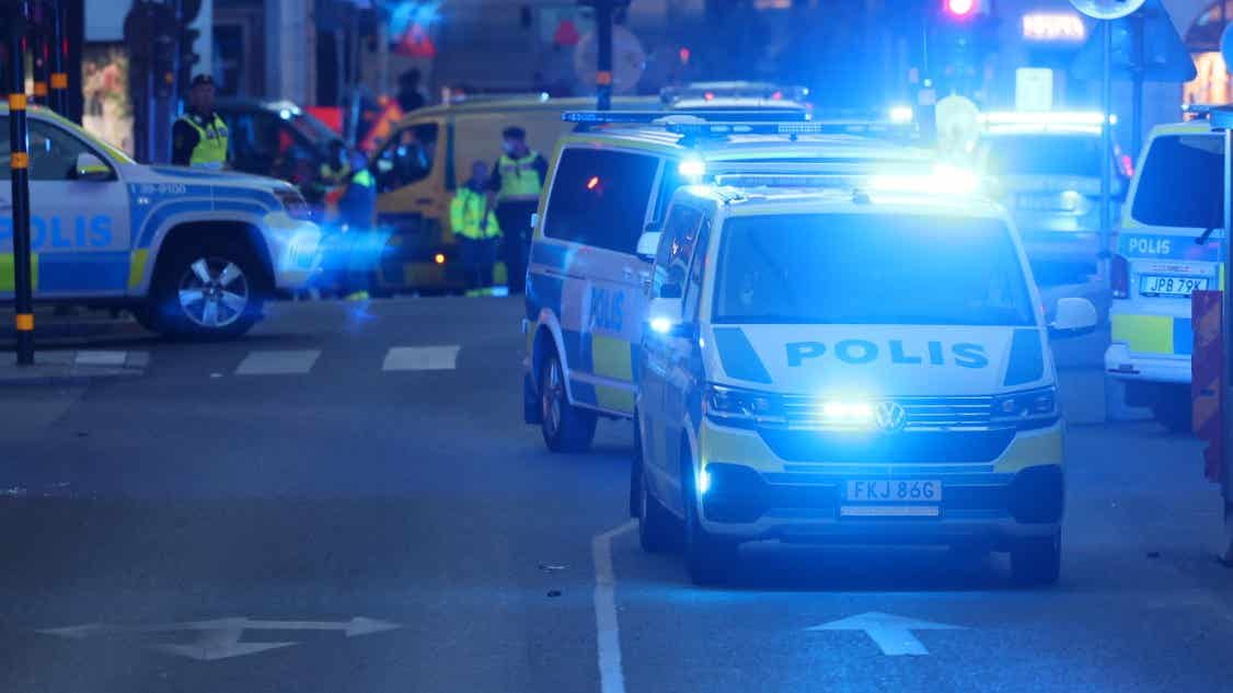 Skottlossning I Centrala Stockholm – Helikopterjakt | Sverige | Expressen