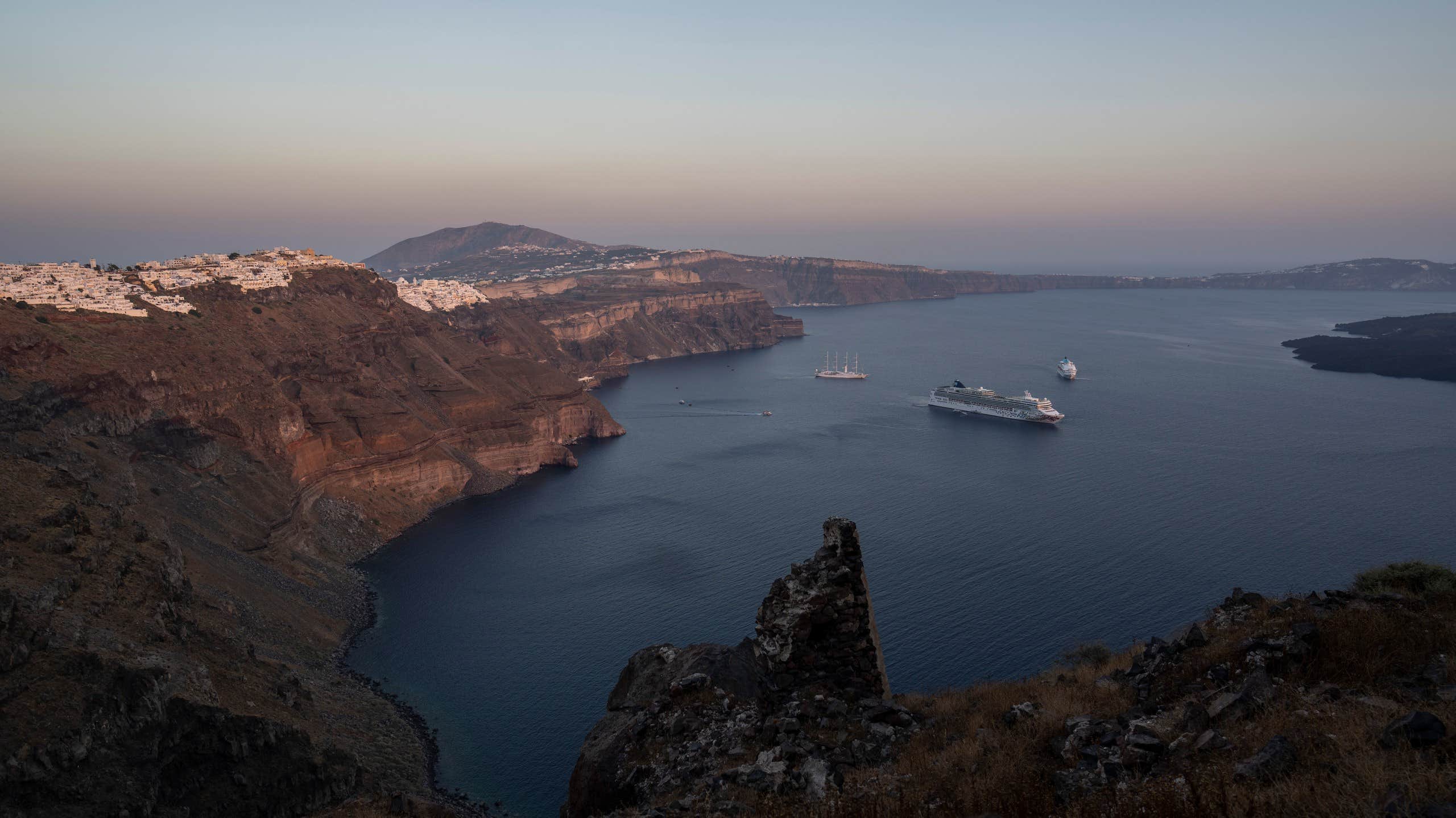 Flera skalv utanför Santorini i Grekland – varningen