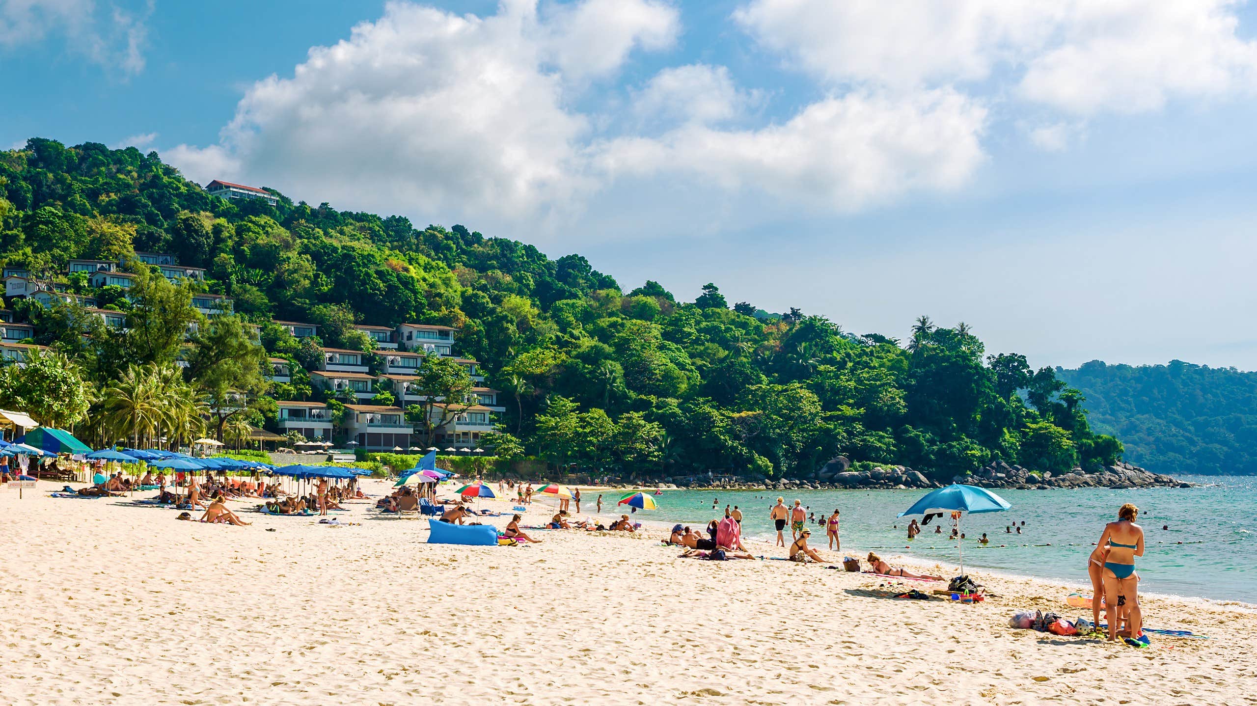 Två turister har dött på Phuket – efter festival