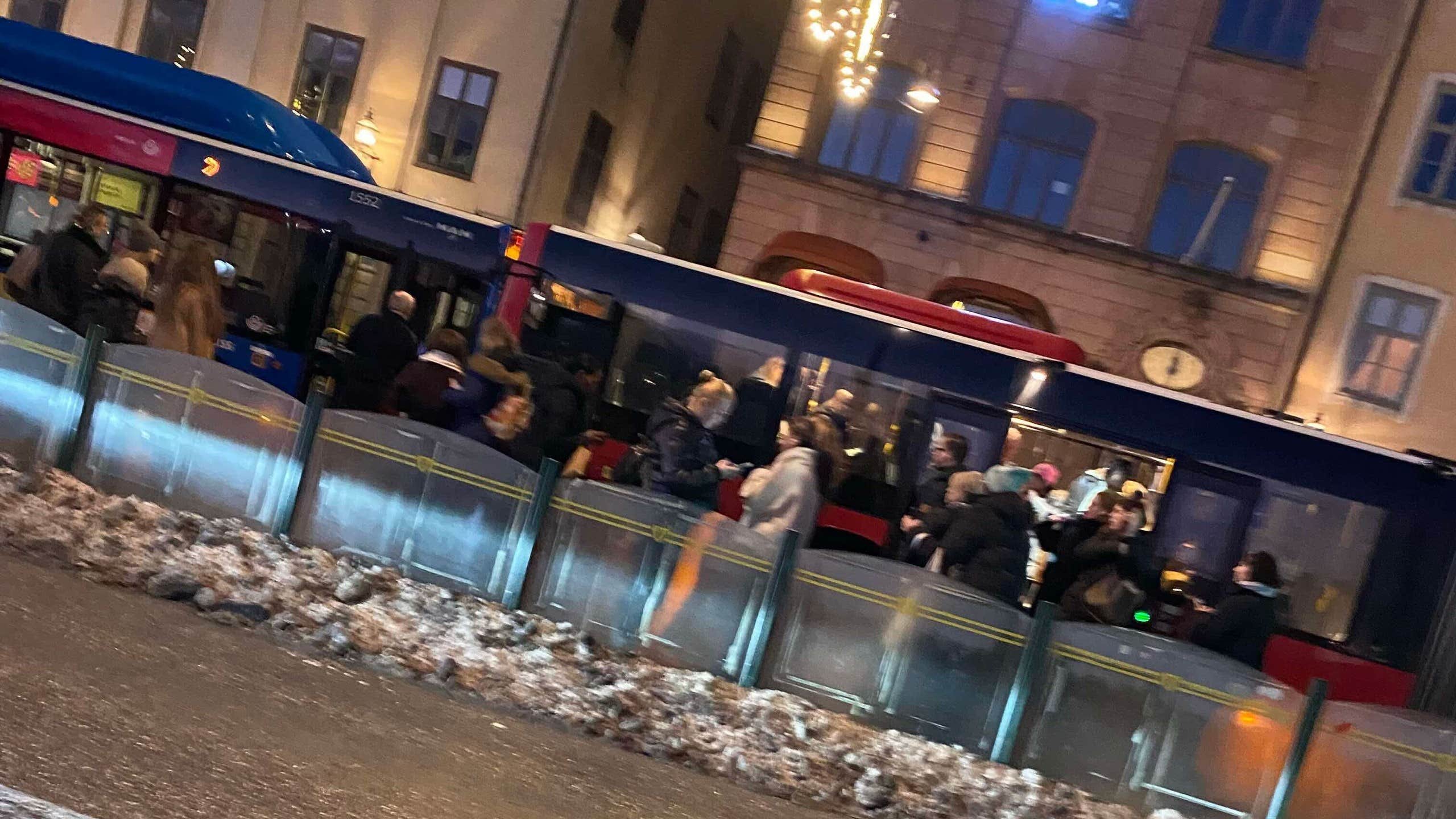 SL-bussar kolliderade i Gamla stan