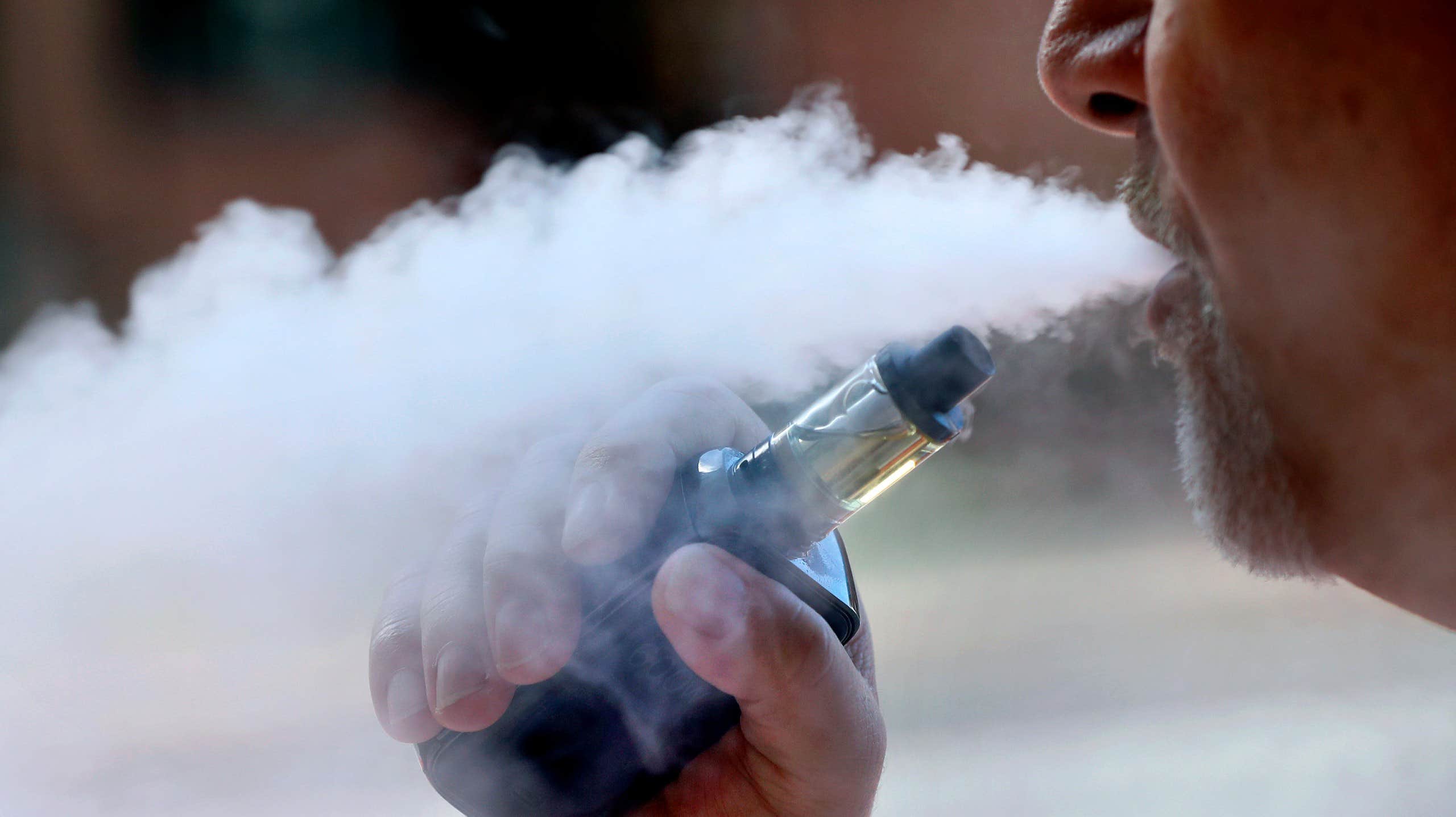 E-cigaretter förbjuds – bryter mot lagen